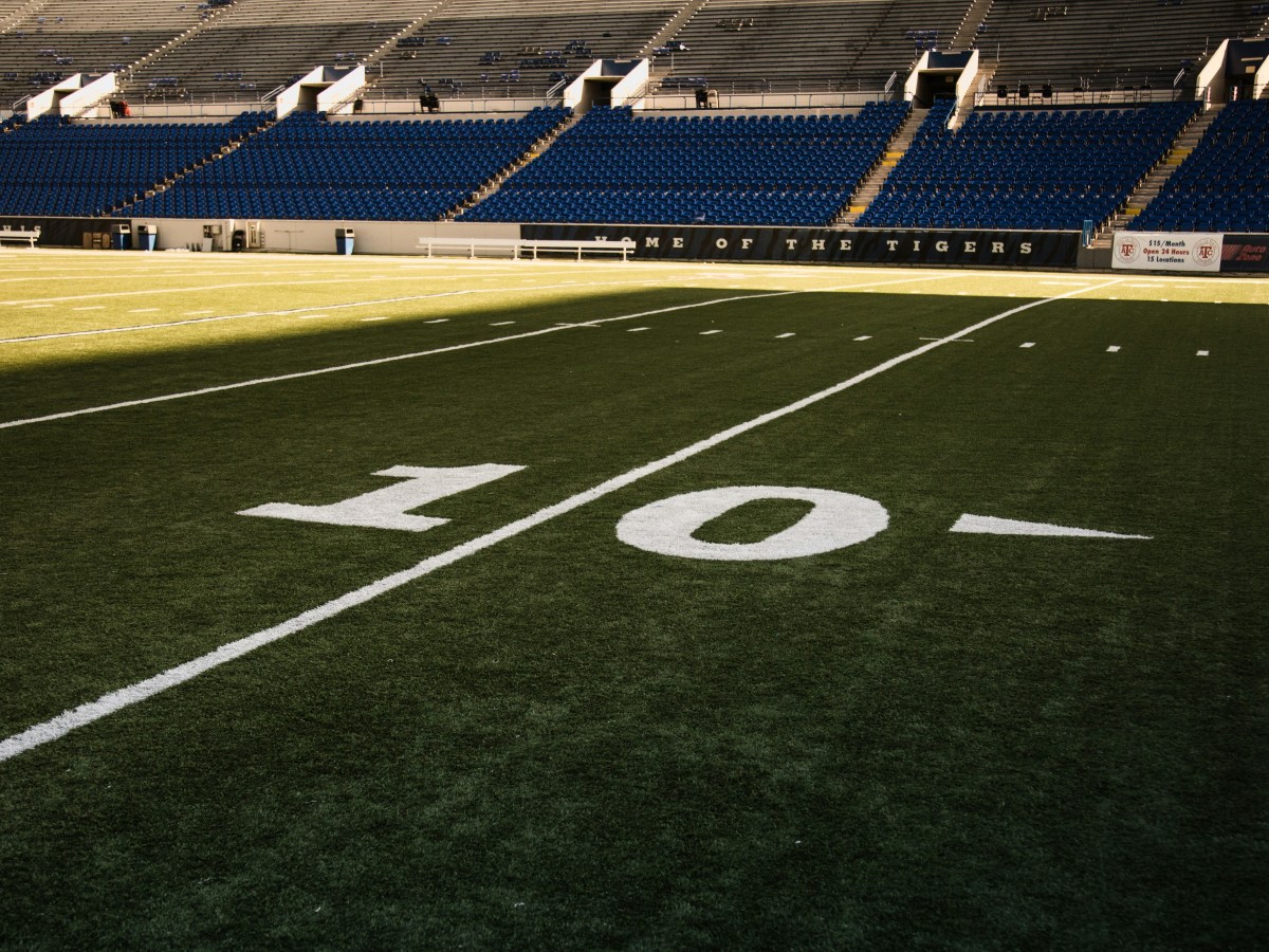 Help Wanted on the&nbsp;Sideline